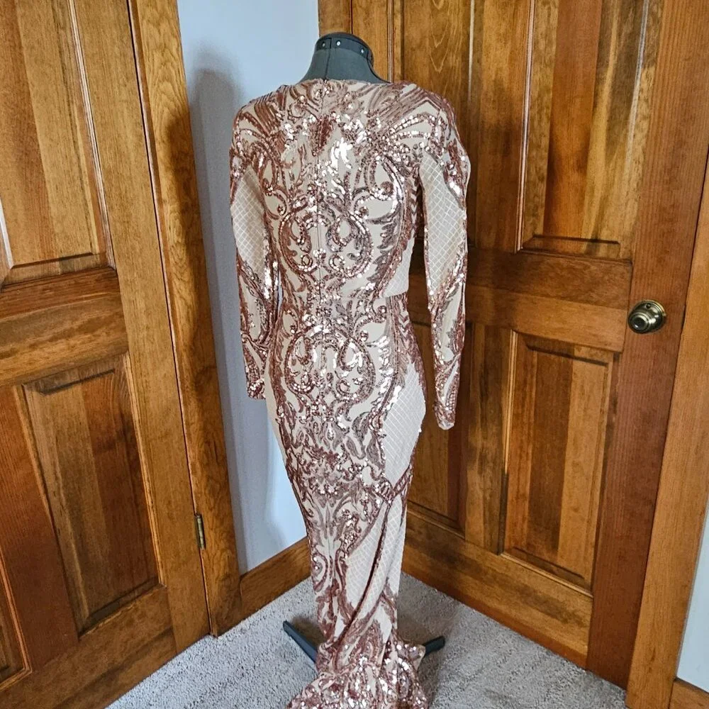 Betsy Adams Long Sleeve  Sequin Dress - - Picture 2 of 5